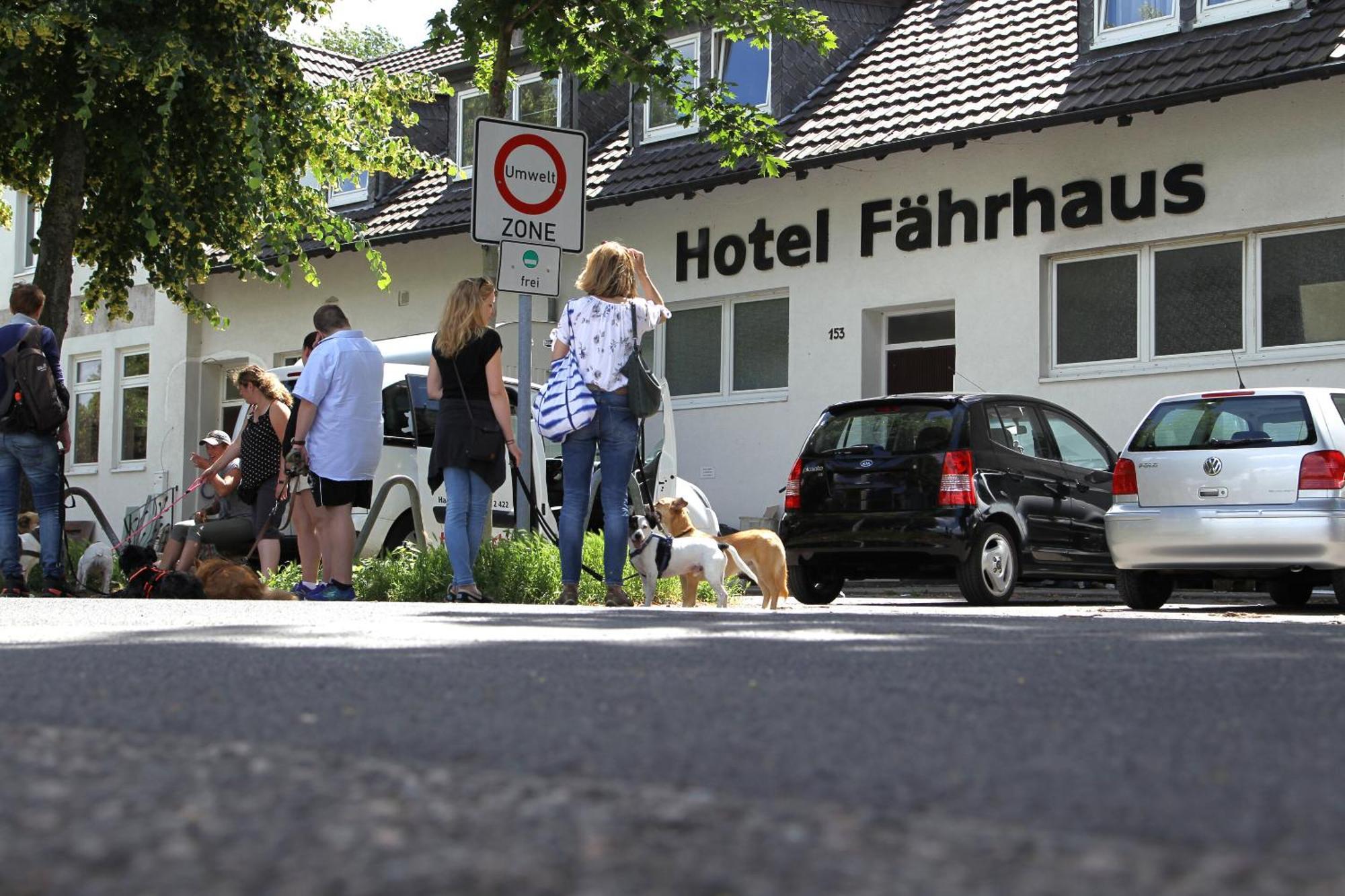 Hotel Faehrhaus Km734 دوسلدورف المظهر الخارجي الصورة