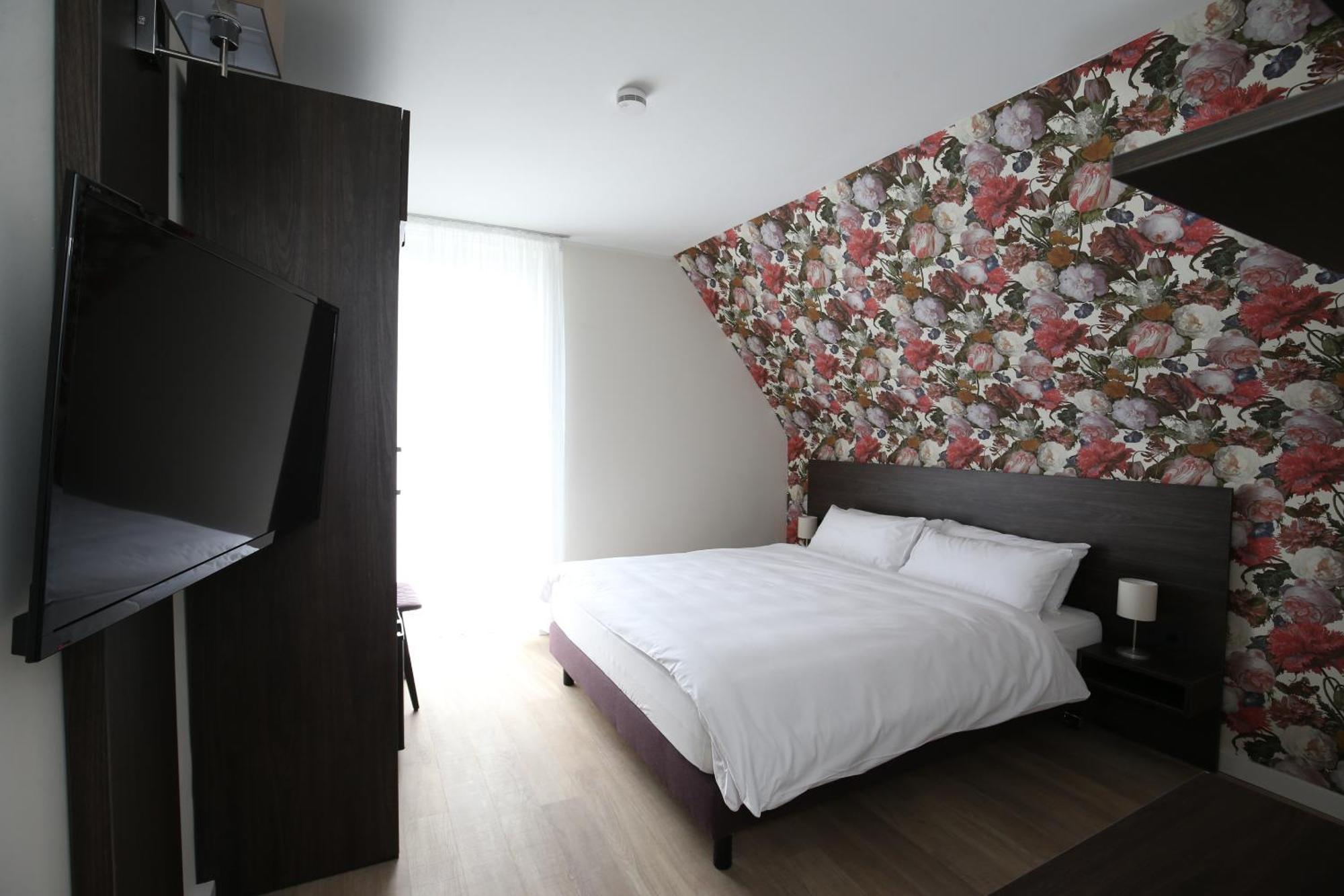 Hotel Faehrhaus Km734 دوسلدورف الغرفة الصورة